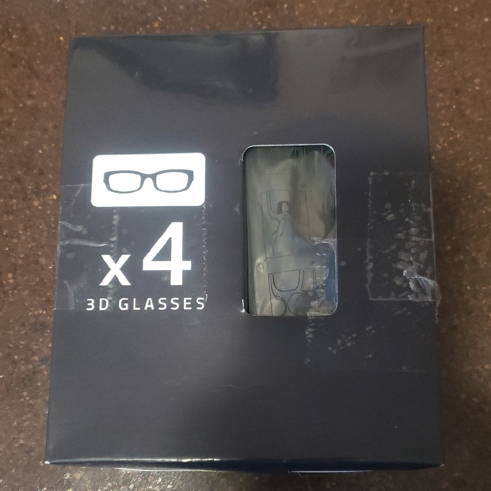 SAMSUNG 3D Glasses Set of 4.